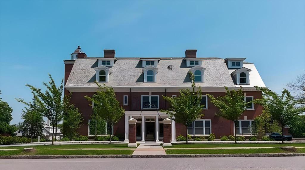 The George Montclair Hotel Exterior photo